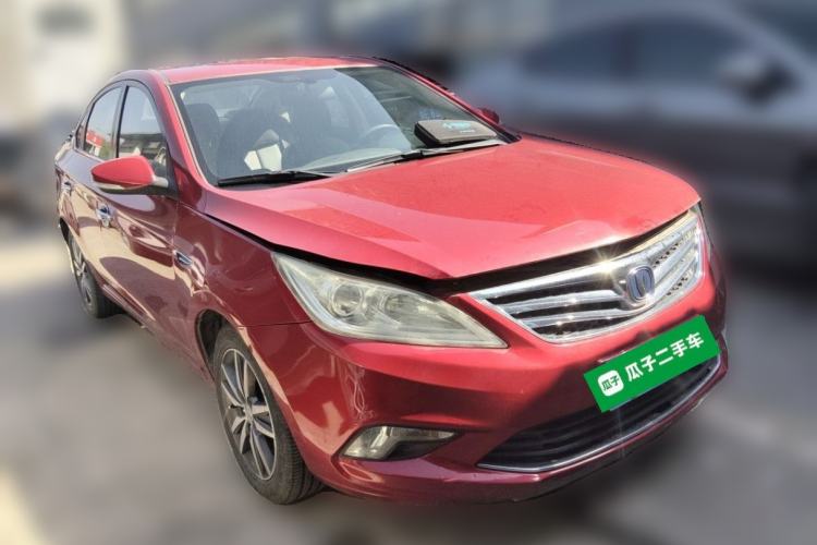 Used CHANGAN Eado 2015 1.6L Manual Elite Model China IV Standard Front Right 45 Deg