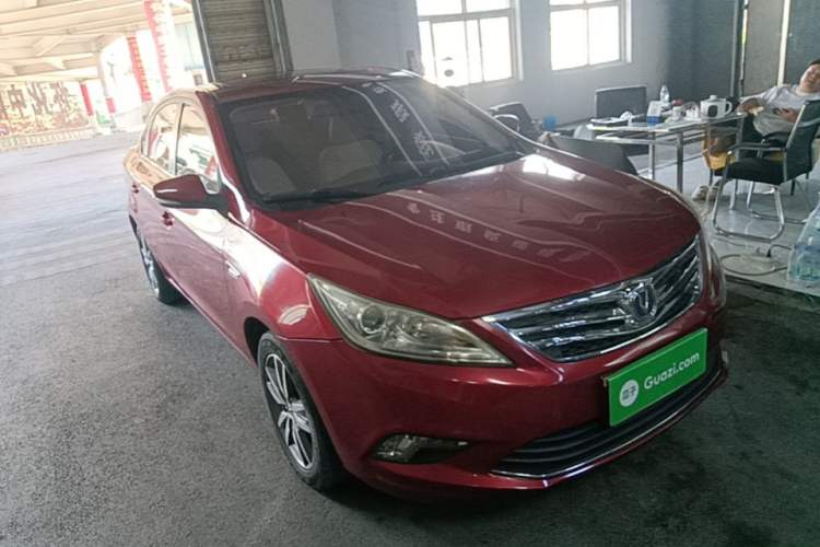 Used CHANGAN Eado 2015 1.6L Manual Luxury Model China V Standard Front Right 45 Deg