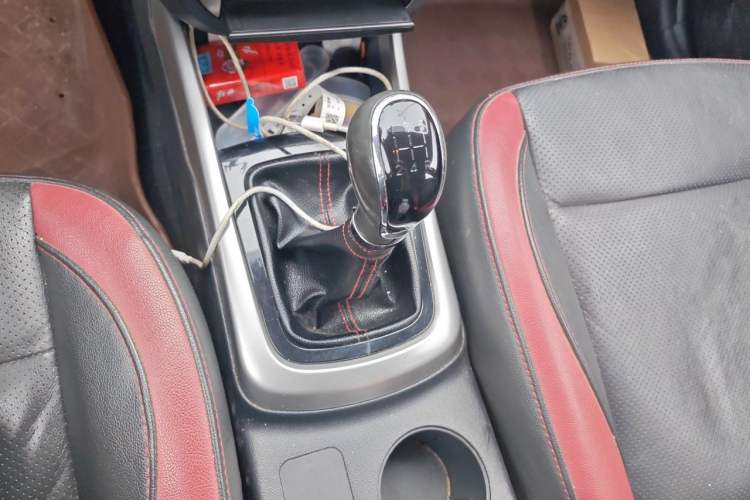 Used CHANGAN Eado 2015 1.6L Manual Junku Model China IV Standard Gear Lever
