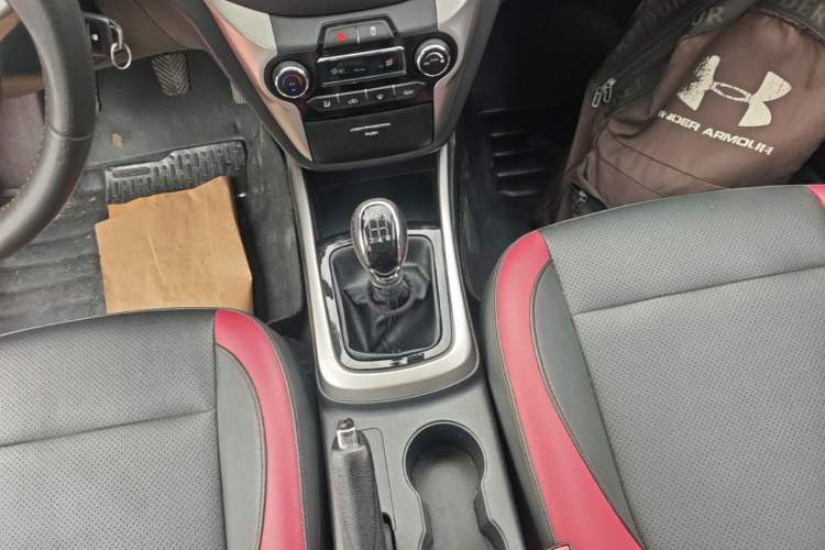 Used CHANGAN Eado 2015 1.6L Manual Junku Model China V Standard Gear Lever