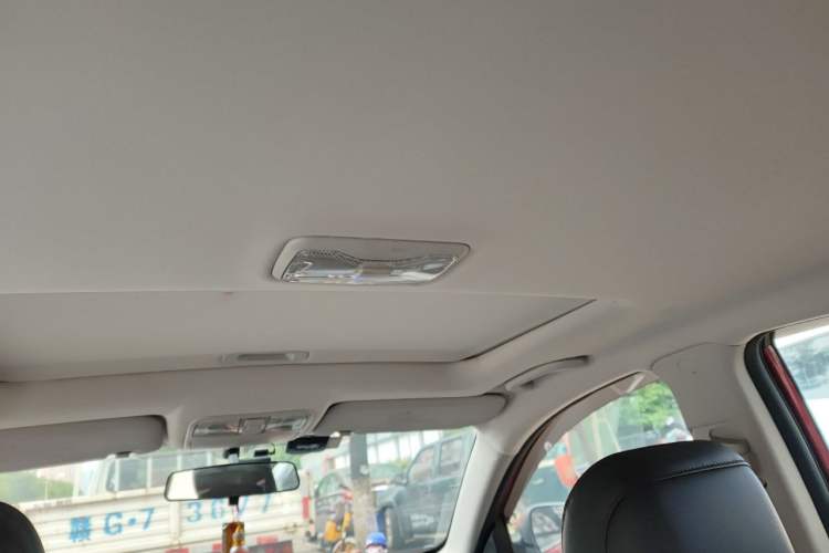 Used CHANGAN Eado 2015 1.6L Automatic Junku Model China IV Standard Headliner