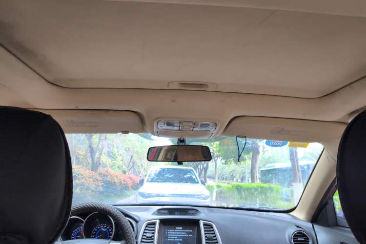 Used CHANGAN Eado 2015 1.6L Automatic Luxury Model Headliner