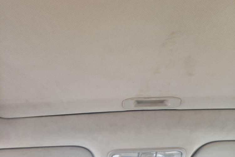 Used CHANGAN Eado 2015 1.6L Manual Luxury Model China IV Standard Headliner