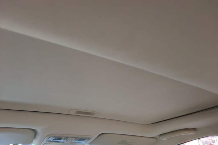 Used CHANGAN Eado 2015 1.6L Automatic Luxury Model Headliner