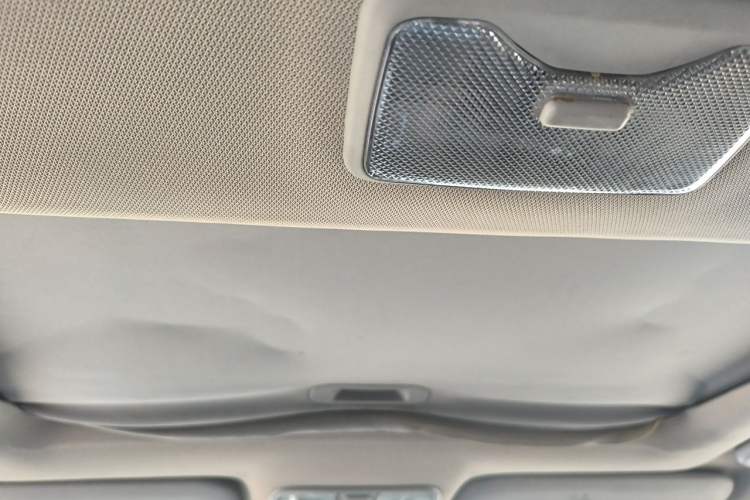 Used CHANGAN Eado 2015 1.6L Manual Junku Model China IV Standard Headliner