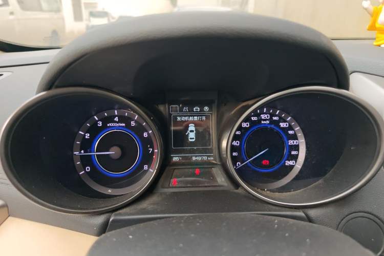 Used CHANGAN Eado 2015 1.6L Manual Luxury Model China IV Standard Instrument Cluster