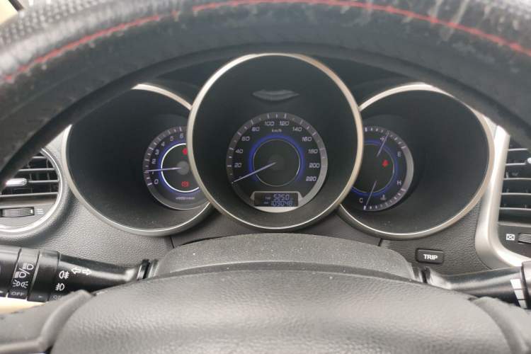 Used CHANGAN Eado 2015 1.6L Manual Luxury Model China V Standard Instrument Cluster