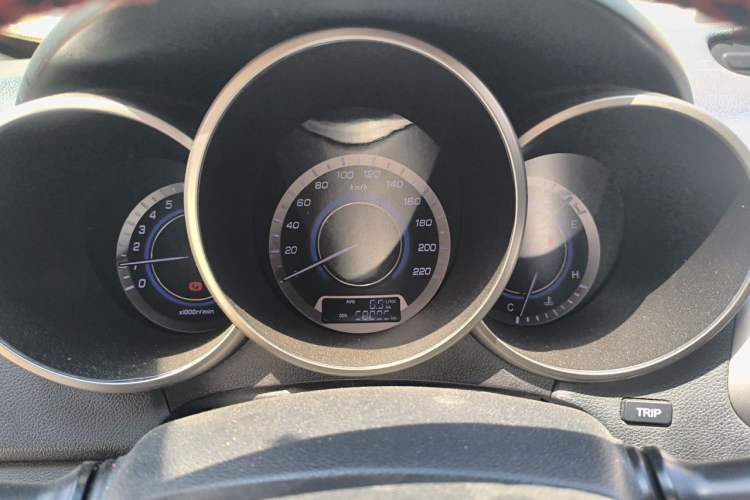 Used CHANGAN Eado 2015 1.6L Manual Junku Model China IV Standard Instrument Cluster