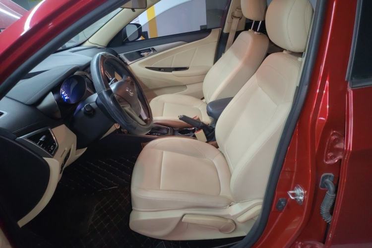 Used CHANGAN Eado 2015 1.6L Automatic Luxury Model Left Front Seat