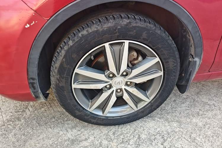 Used CHANGAN Eado 2015 1.6L Manual Junku Model China V Standard Left Front Wheel Hub
