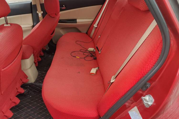 Used CHANGAN Eado 2015 1.6L Manual Luxury Model China V Standard Left Rear Seat