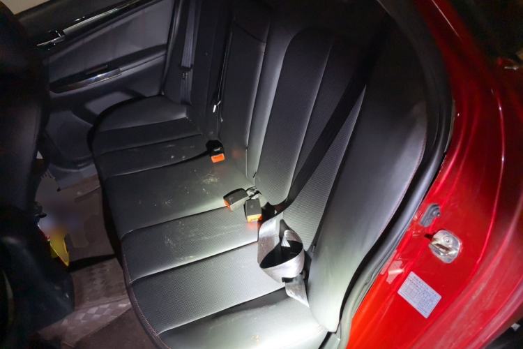 Used CHANGAN Eado 2015 1.6L Manual Luxury Model China IV Standard Left Rear Seat