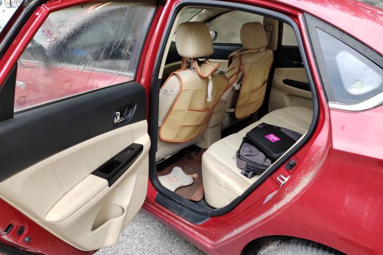 Used CHANGAN Eado 2015 1.6L Automatic Luxury Model Left Rear Seat