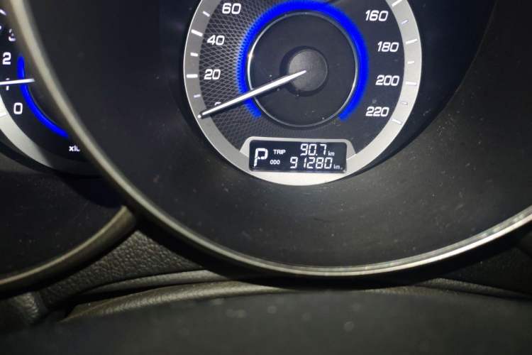 Used CHANGAN Eado 2015 1.6L Automatic Junku Model China IV Standard Odometer Close Up