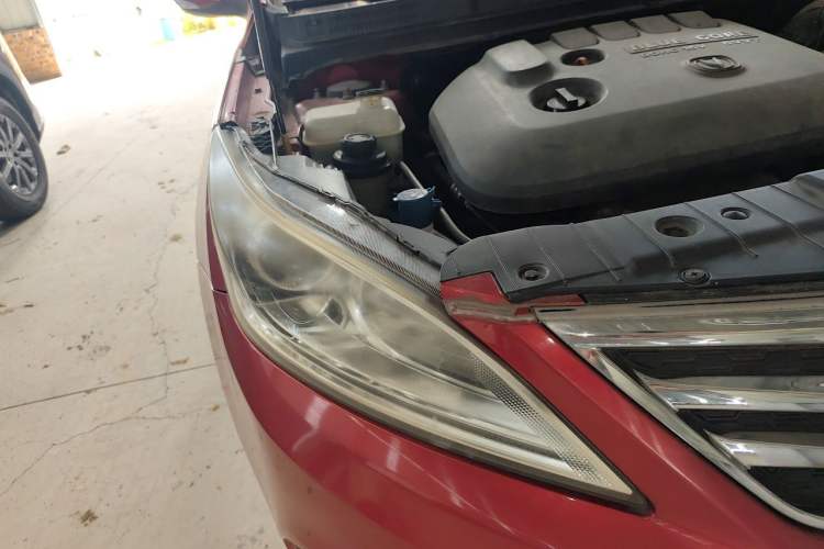 Used CHANGAN Eado 2015 1.6L Automatic Luxury Model Right Front Headlight