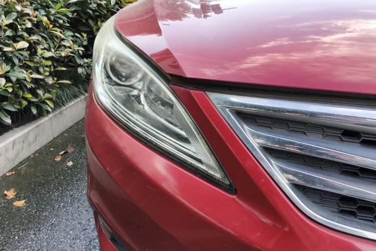 Used CHANGAN Eado 2015 1.6L Automatic Luxury Model Right Front Headlight