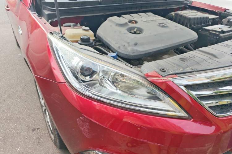 Used CHANGAN Eado 2015 1.6L Automatic Luxury Model Right Front Headlight