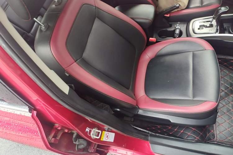 Used CHANGAN Eado 2015 1.6L Automatic Junku Model China IV Standard Right Front Seat