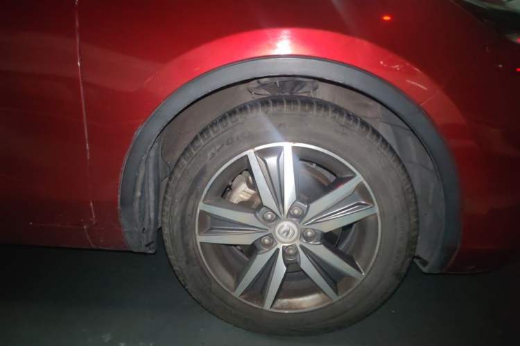 Used CHANGAN Eado 2015 1.6L Automatic Junku Model China IV Standard Right Front Wheel Hub