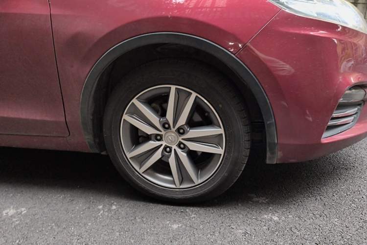 Used CHANGAN Eado 2015 1.6L Manual Junku Model China V Standard Right Front Wheel Hub