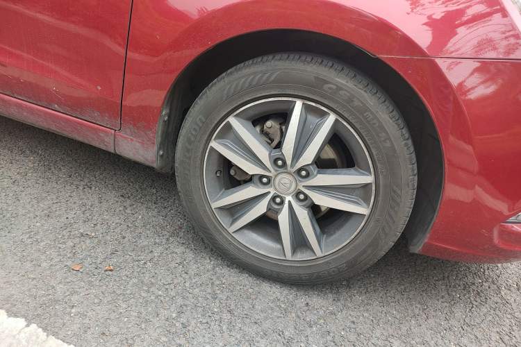 Used CHANGAN Eado 2015 1.6L Manual Luxury Model China V Standard Right Front Wheel Hub