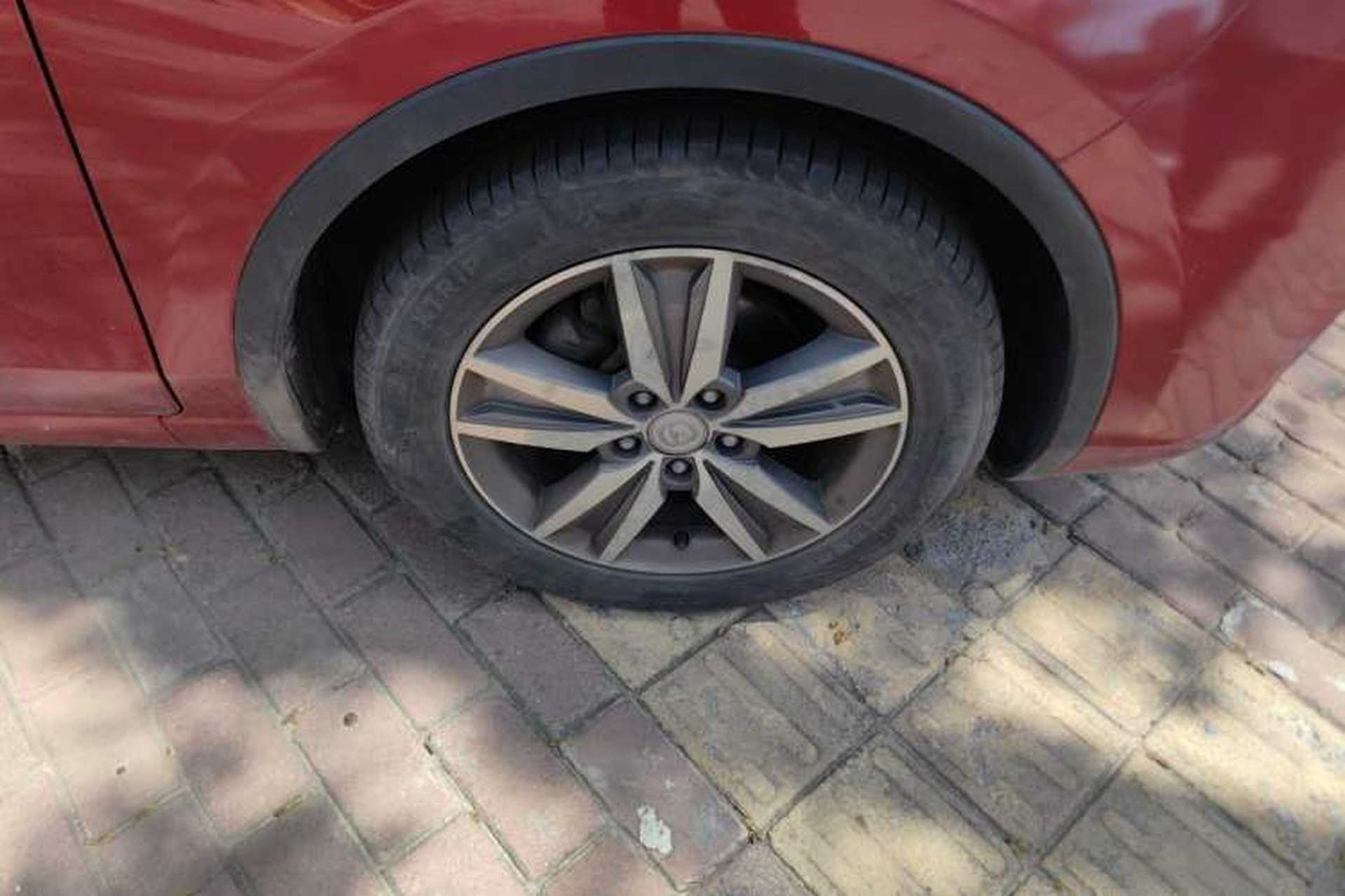 Used CHANGAN Eado 2015 1.6L Automatic Junku Model China IV Standard Right Front Wheel Hub