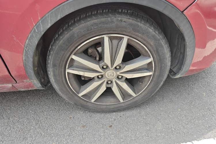 Used CHANGAN Eado 2015 1.6L Manual Junku Model China IV Standard Right Front Wheel Hub