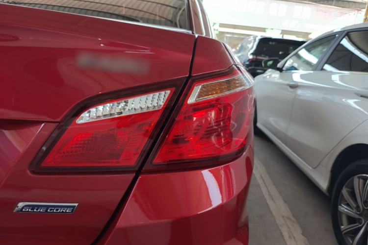Used CHANGAN Eado 2015 1.6L Automatic Luxury Model Right Rear Taillight