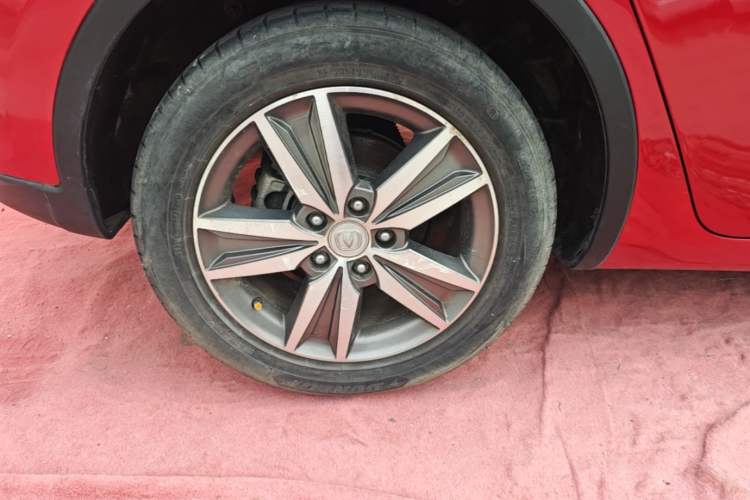 Used CHANGAN Eado 2015 1.6L Manual Junku Model China V Standard Right Rear Wheel Hub