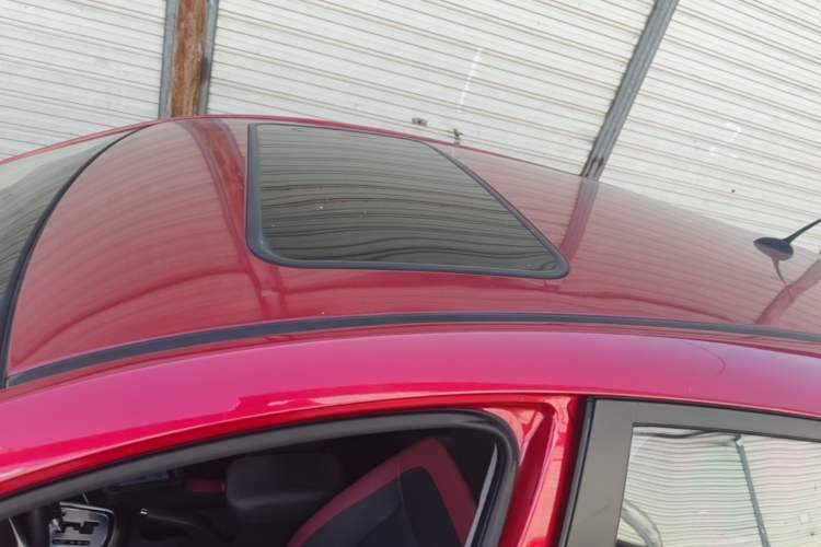 Used CHANGAN Eado 2015 1.6L Automatic Junku Model China IV Standard Roof