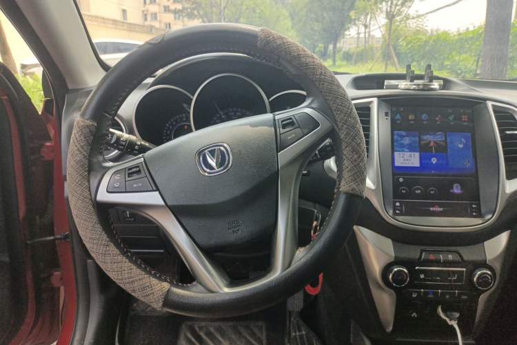 Used CHANGAN Eado 2015 1.6L Manual Junku Model China V Standard Steering Wheel