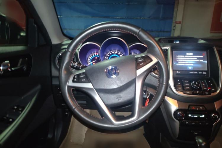 Used CHANGAN Eado 2015 1.6L Automatic Junku Model China IV Standard Steering Wheel