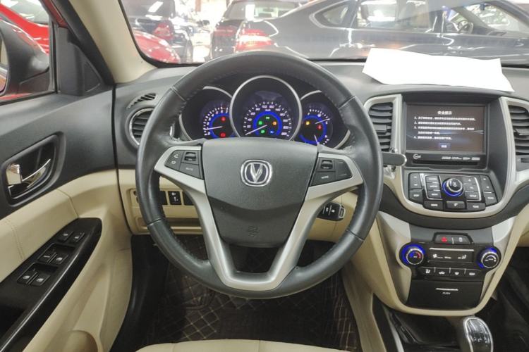 Used CHANGAN Eado 2015 1.6L Manual Luxury Model China V Standard Steering Wheel