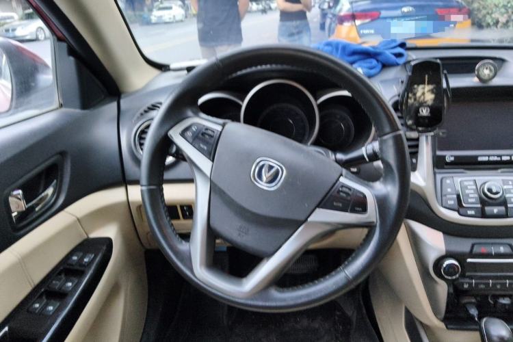 Used CHANGAN Eado 2015 1.6L Automatic Luxury Model Steering Wheel