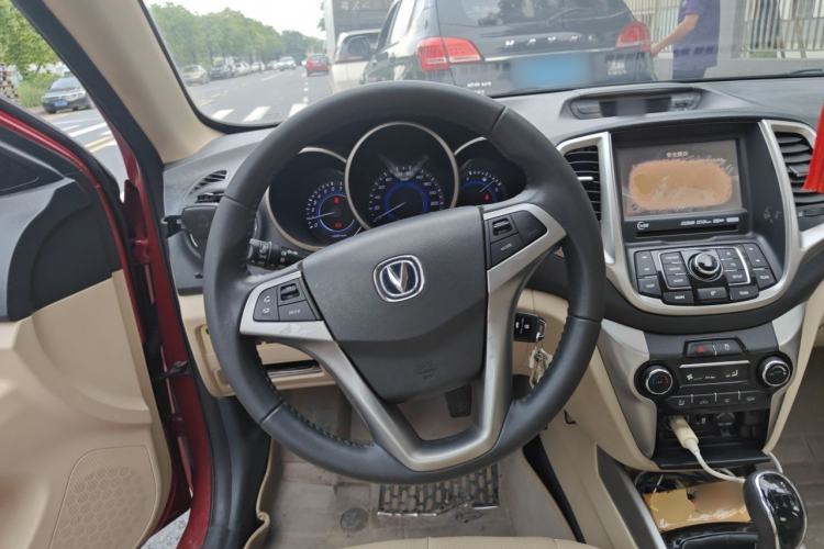 Used CHANGAN Eado 2015 1.6L Manual Luxury Model China IV Standard Steering Wheel