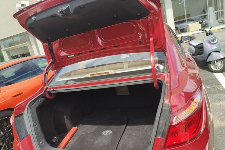 Used CHANGAN Eado 2015 1.6L Automatic Luxury Model Trunk