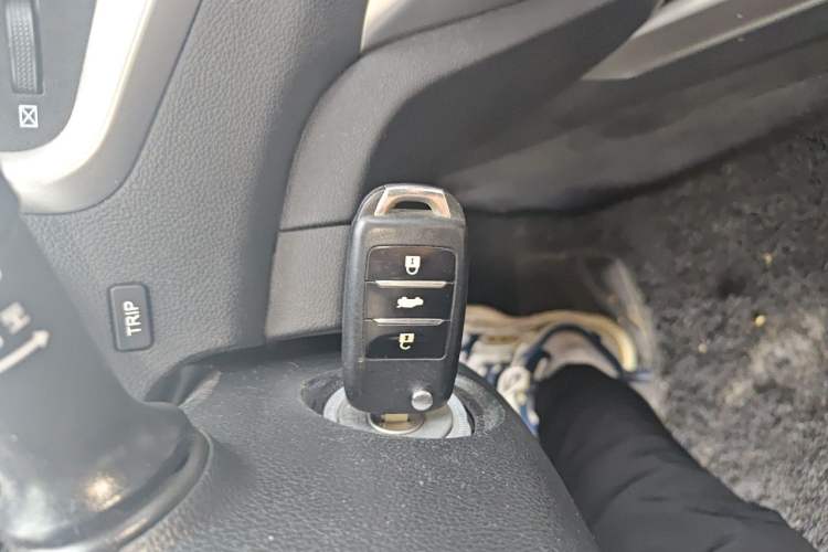 Used CHANGAN Eado 2015 1.6L Automatic Junku Model China V Standard Vehicle Key