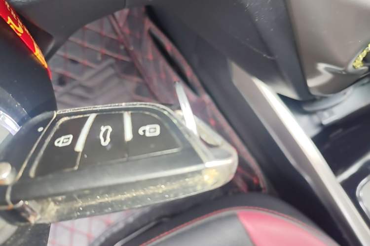 Used CHANGAN Eado 2015 1.6L Automatic Junku Model China IV Standard Vehicle Key