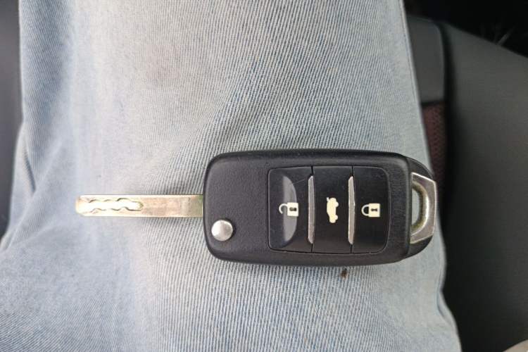 Used CHANGAN Eado 2015 1.6L Manual Junku Model China IV Standard Vehicle Key