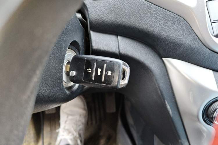 Used CHANGAN Eado 2015 1.6L Manual Junku Model China IV Standard Vehicle Key