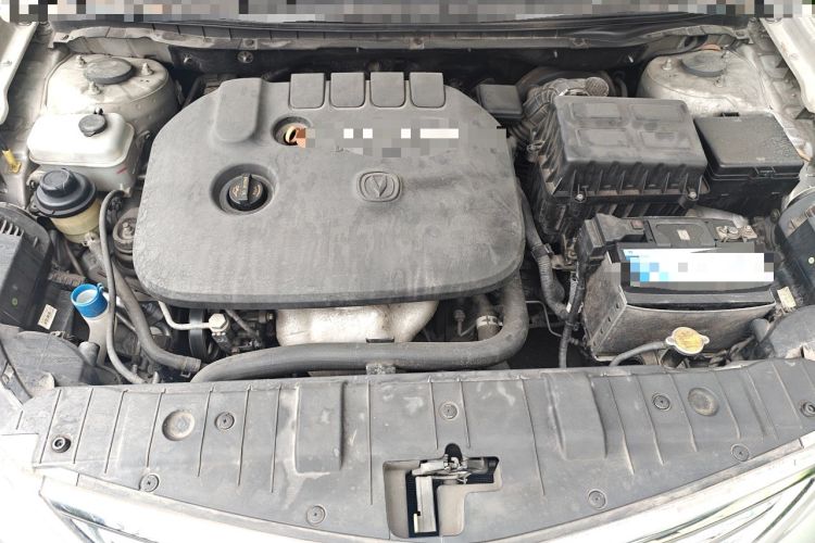 Used CHANGAN Eado 2015 1.6L Manual Luxury Model China V Standard Engine Bay