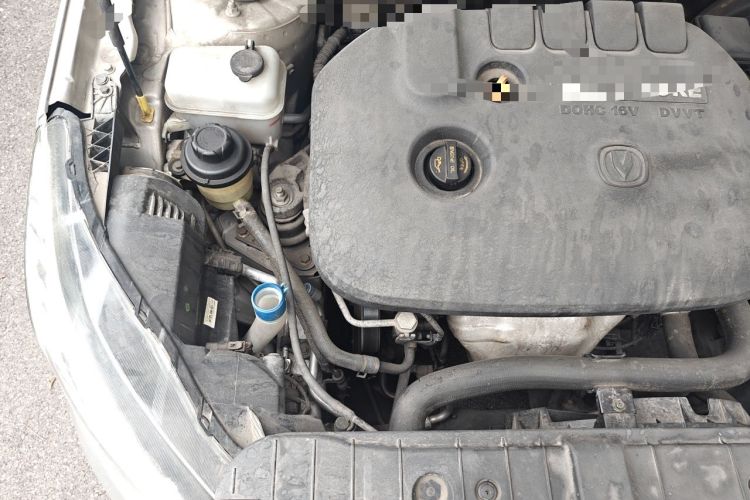 Used CHANGAN Eado 2015 1.6L Manual Luxury Model China V Standard Engine Bay Right