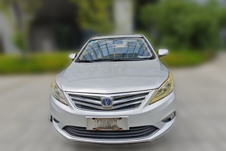 Used CHANGAN Eado 2015 1.6L Manual Flagship Model Front