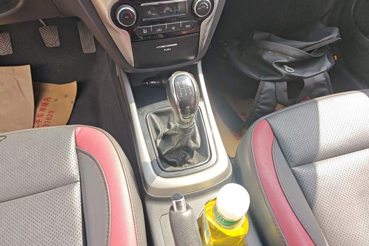 Used CHANGAN Eado 2015 1.6L Manual Junku Model China IV Standard Gear Lever