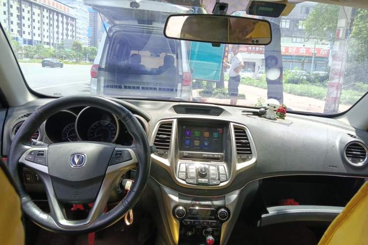 Used CHANGAN Eado 2015 1.6L Manual Luxury Model China V Standard Headliner