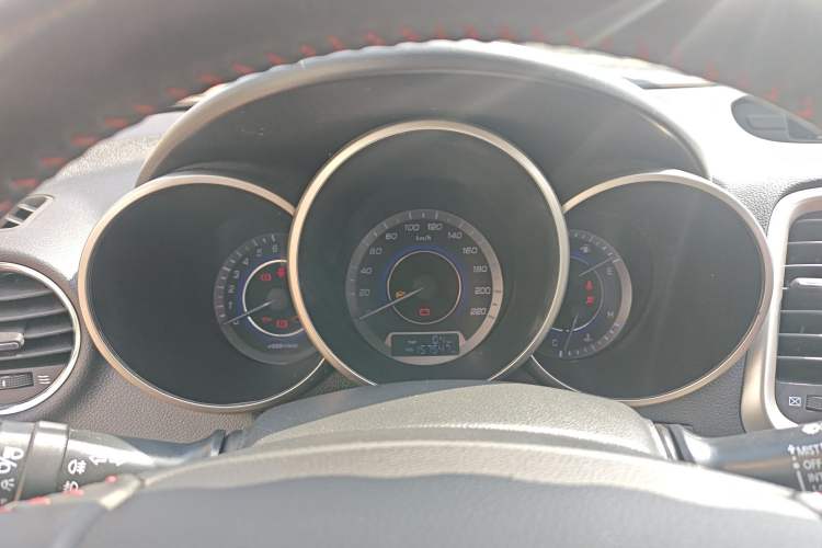 Used CHANGAN Eado 2015 1.6L Manual Junku Model China IV Standard Instrument Cluster