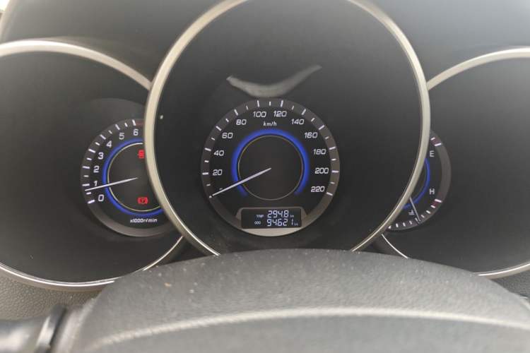Used CHANGAN Eado 2015 1.6L Manual Luxury Model China V Standard Instrument Cluster