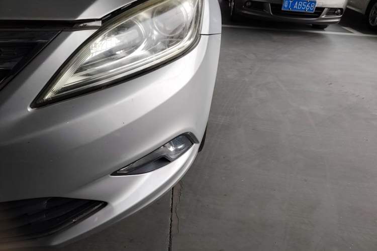 Used CHANGAN Eado 2015 1.6L Automatic Luxury Model Left Front Headlight