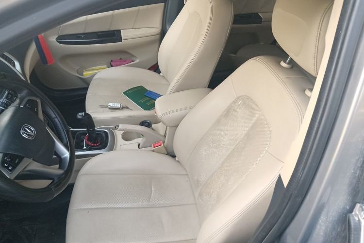 Used CHANGAN Eado 2015 1.6L Manual Flagship Model Left Front Seat