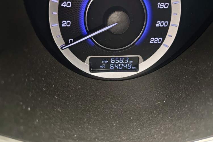 Used CHANGAN Eado 2015 1.6L Manual Flagship Model Odometer Close Up